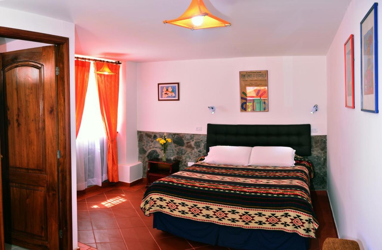 Hostal Riviera Sucre Otavalo Exterior foto