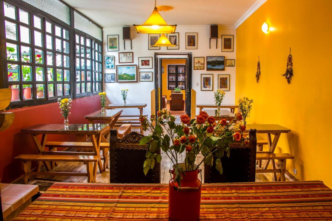 Hostal Riviera Sucre Otavalo Exterior foto